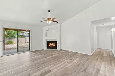 11079 N Mountain Breeze Drive, Oro Valley, AZ 85737 - Photo 18