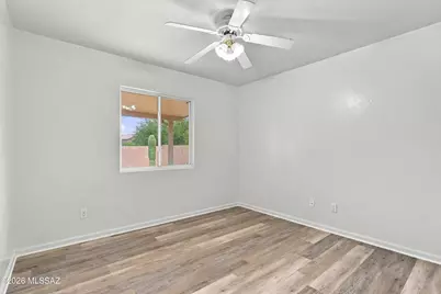 11079 N Mountain Breeze Drive, Oro Valley, AZ 85737 - Photo 34
