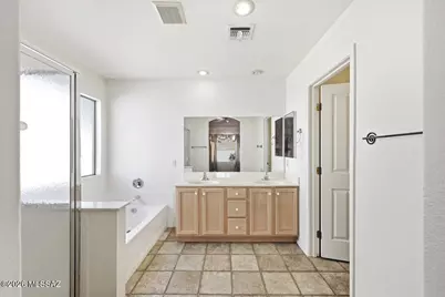 10229 E Gray Hawk Drive, Tucson, AZ 85730 - Photo 28