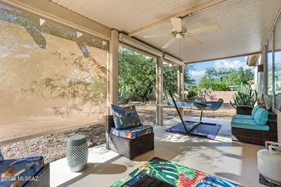 9373 N Sombrero Canyon Drive, Tucson, AZ 85743 - Photo 2