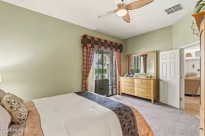 668 W Camino Del Bondadoso, Green Valley, AZ 85614 - Photo 28