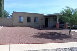 1717 S Regina Cleri Dr, Tucson, AZ 85710 - Photo 1