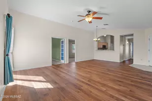 8116 E Lakeside Pkwy, Tucson, AZ 85710 - Photo 10