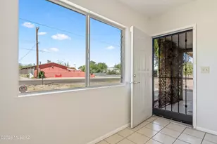 964 N Catalina Ave, Tucson, AZ 85711 - Photo 22