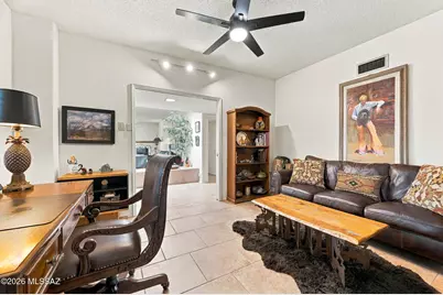 1131 W Camino De La Oca, Green Valley, AZ 85622 - Photo 10