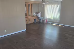 5521 W Circle Z St, Tucson, AZ 85713 - Photo 8