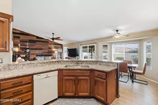 64203 E Whispering Tree Ln, Saddlebrooke, AZ 85739 - Photo 16