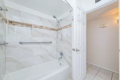 6880 E Hawthorne Circle, Tucson, AZ 85710 - Photo 30