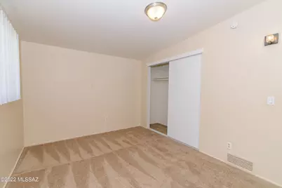 7540 E 33rd Street, Tucson, AZ 85710 - Photo 10