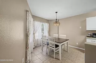 1712 W Park Wood Ln, Tucson, AZ 85746 - Photo 12
