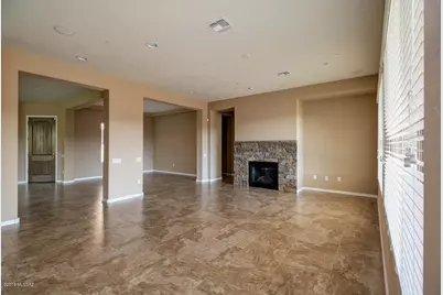 12490 N Golden Mirror Drive, Marana, AZ 85658 - Photo 8