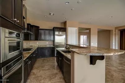 12490 N Golden Mirror Drive, Marana, AZ 85658 - Photo 6