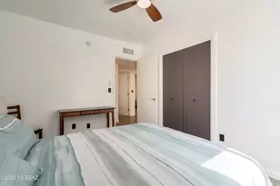 9870 E Celeste Dr, Tucson, AZ 85730 - Photo 28