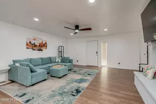 9870 E Celeste Dr, Tucson, AZ 85730 - Photo 6