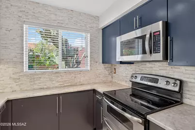 3856 N Pasatiempo Place, Tucson, AZ 85705 - Photo 10