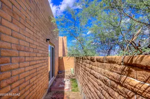 3856 N Pasatiempo Pl, Tucson, AZ 85705 - Photo 32