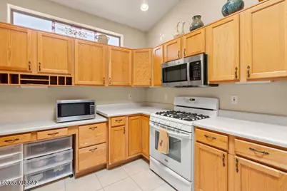 2652 S Falcon View Drive, Tucson, AZ 85713 - Photo 16