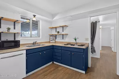117 W George Truit Street, Corona de Tucson, AZ 85641 - Photo 6