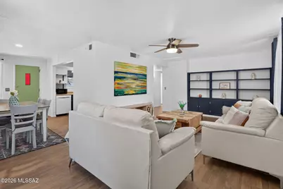 117 W George Truit Street, Corona de Tucson, AZ 85641 - Photo 2