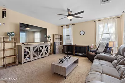 11594 W Bannerstone Street, Marana, AZ 85658 - Photo 10