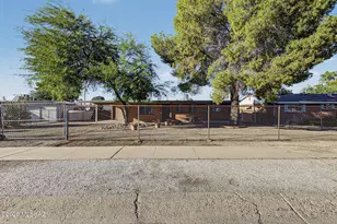 5353 E Douglas St, Tucson, AZ 85711 - Photo 1
