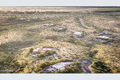 742 E Well Rock Place #0038, Green Valley, AZ 85614 - Photo 8