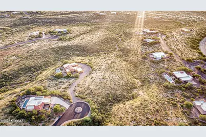 742 E Well Rock Place #0038, Green Valley, AZ 85614 - Photo 10