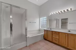 2702 S Falcon View Dr, Tucson, AZ 85713 - Photo 28