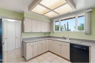 7310 N Village Avenue, Tucson, AZ 85704 - Photo 14