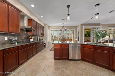 2501 E Bluejay Bluff Lane, Green Valley, AZ 85614 - Photo 20