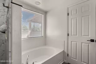 1898 N Hayden Dr, Tucson, AZ 85715 - Photo 20