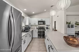 1898 N Hayden Dr, Tucson, AZ 85715 - Photo 12