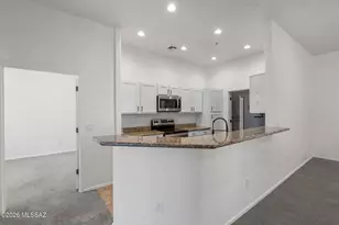 2028 E River Rd, Tucson, AZ 85718 - Photo 24