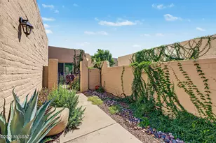 5072 N Placita Del Lazo, Tucson, AZ 85750 - Photo 2