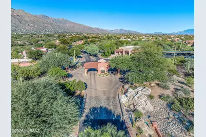 5839 N Misty Ridge Drive, Tucson, AZ 85718 - Photo 34