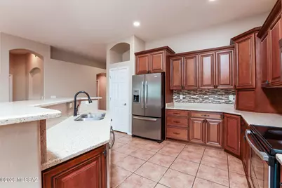 8877 N Sky Dancer Circle, Tucson, AZ 85742 - Photo 8