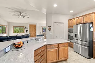 220 N Slate Dr, Vail, AZ 85641 - Photo 10