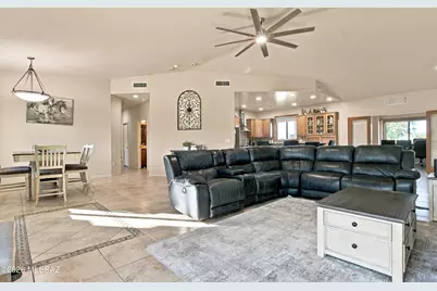 220 N Slate Drive, Vail, AZ 85641 - Photo 8
