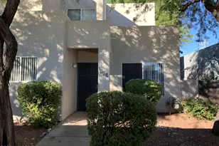 1054 N Pressyc Pl, Tucson, AZ 85710 - Photo 2