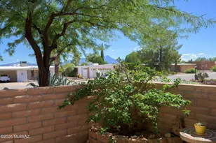 392 W Rio-Altar, Green Valley, AZ 85614 - Photo 2