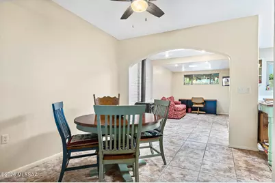392 W Rio Altar, Green Valley, AZ 85614 - Photo 8