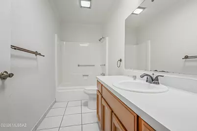 1532 W Calle Mendoza, Green Valley, AZ 85622 - Photo 30