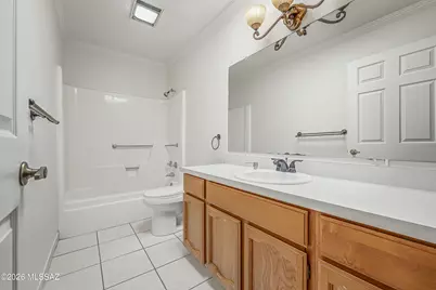 1532 W Calle Mendoza, Green Valley, AZ 85622 - Photo 12