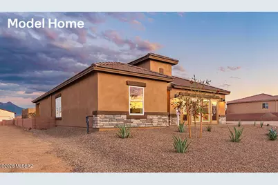 952 N Tombaugh Lane, Green Valley, AZ 85614 - Photo 2