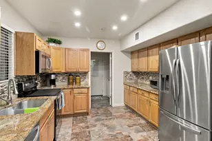 5351 W De Green Ln, Tucson, AZ 85743 - Photo 10