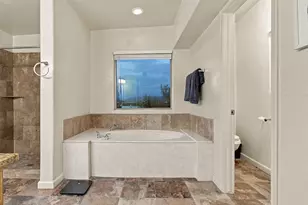 5351 W De Green Ln, Tucson, AZ 85743 - Photo 14