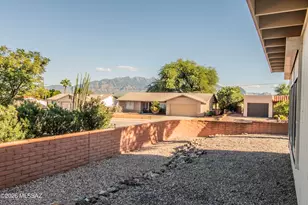 2095 S San Ray Dr, Green Valley, AZ 85614 - Photo 48