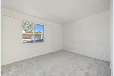 8747 E Lancaster Road, Tucson, AZ 85715 - Photo 12