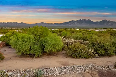 907 W Rio Altar, Green Valley, AZ 85614 - Photo 6