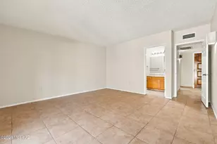 1382 W Camino Alicante, Green Valley, AZ 85622 - Photo 28